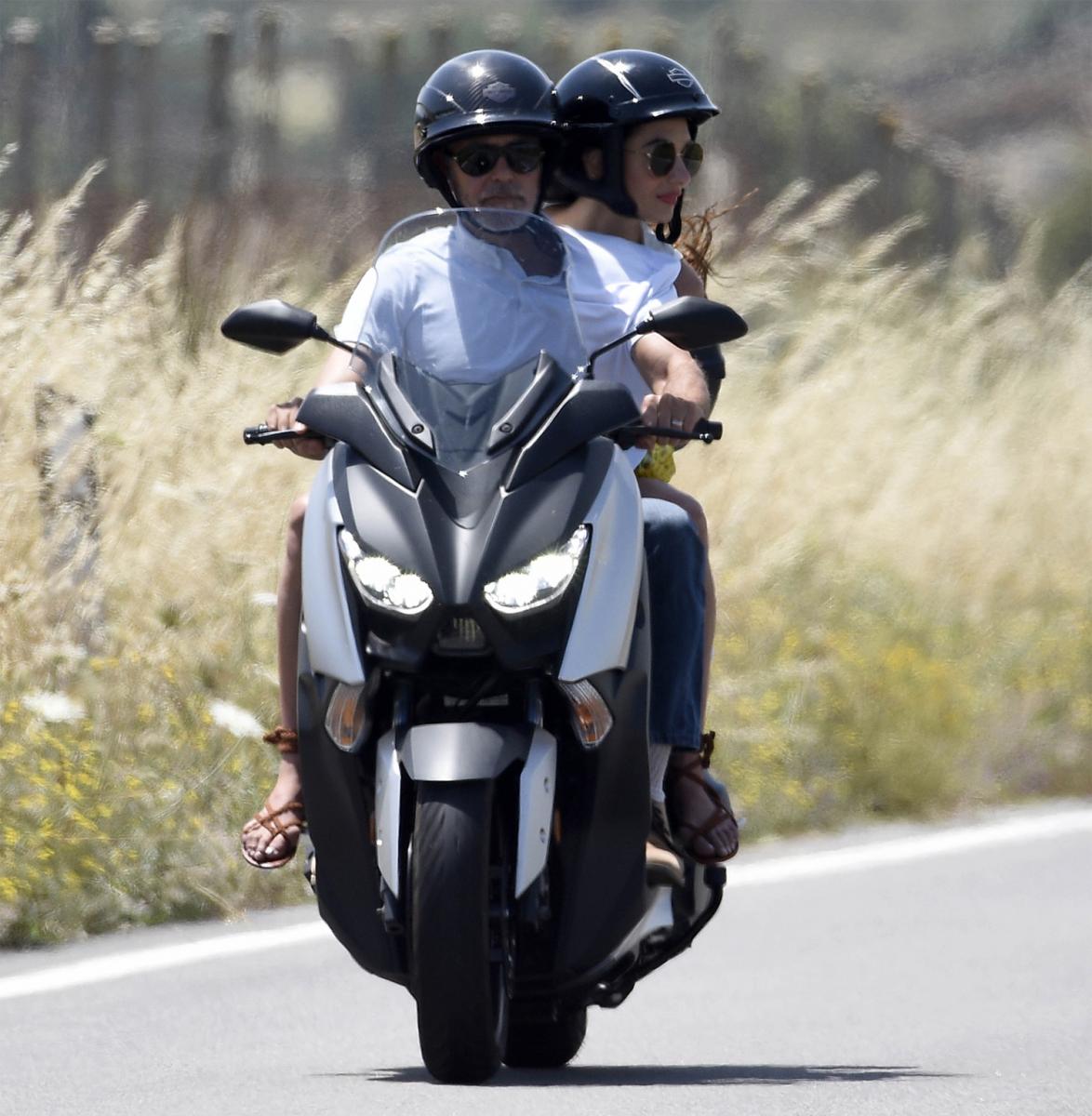 LA SCOOTER DEL ACTOR. Esa es la moto con la que Clooney se accidentó. FOTO TOMADA DE INFOBAE.COM