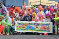 Los payaterapeutas le respondieron a Iúdica las críticas sobre el desfile