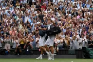 Anderson venció a Isner en la semifinal más larga de la historia de Wimbledon