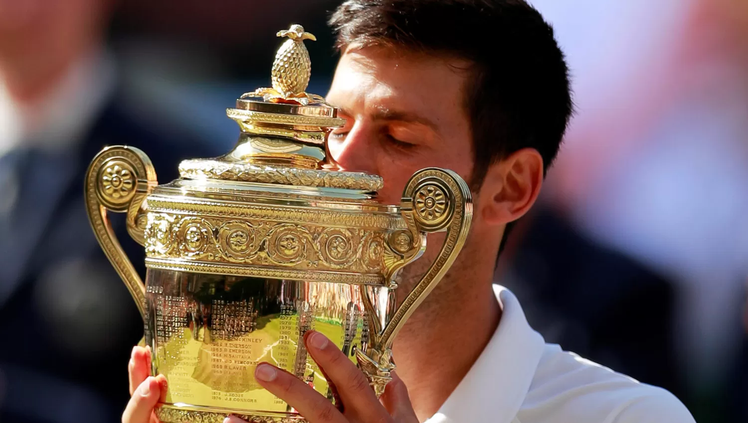 LO HIZO DE NUEVO. Djokovic alcanzó su título N° 13 en torneos de Grand Slam. 