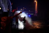 Los festejos de Francia terminaron mal y la policía reprimió con gases lacrimógenos