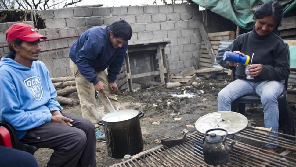 Hay más comedores y más pedidos de alimentos