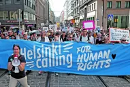 Putin se reúne con Trump, en medio de protestas en Helsinki