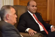 Manzur retira el proyecto para que el PE pueda contratar a deudores al fisco