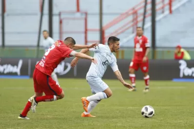 Lo mejor de Atlético fue el desborde de Cuello y el triunfo