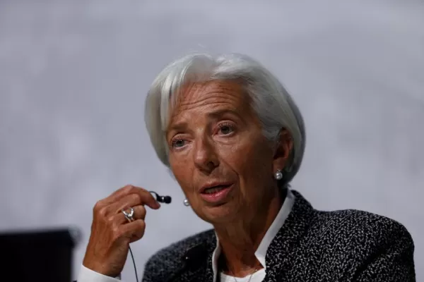 La Argentina consiguió oxígeno internacional en medio de crisis económica