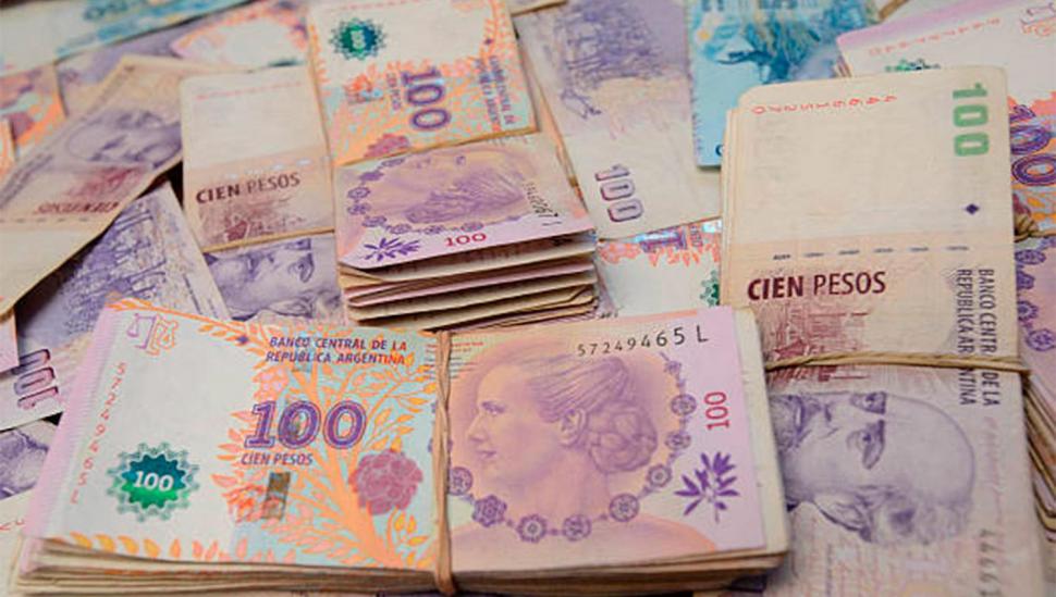 Opositores piden que se investigue si usaron sus nombres para blanquear aportes ilegales