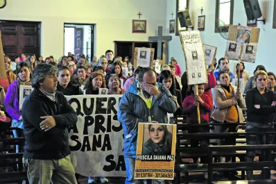 “Todos somos Priscila” reclamaron los vecinos en una nueva marcha