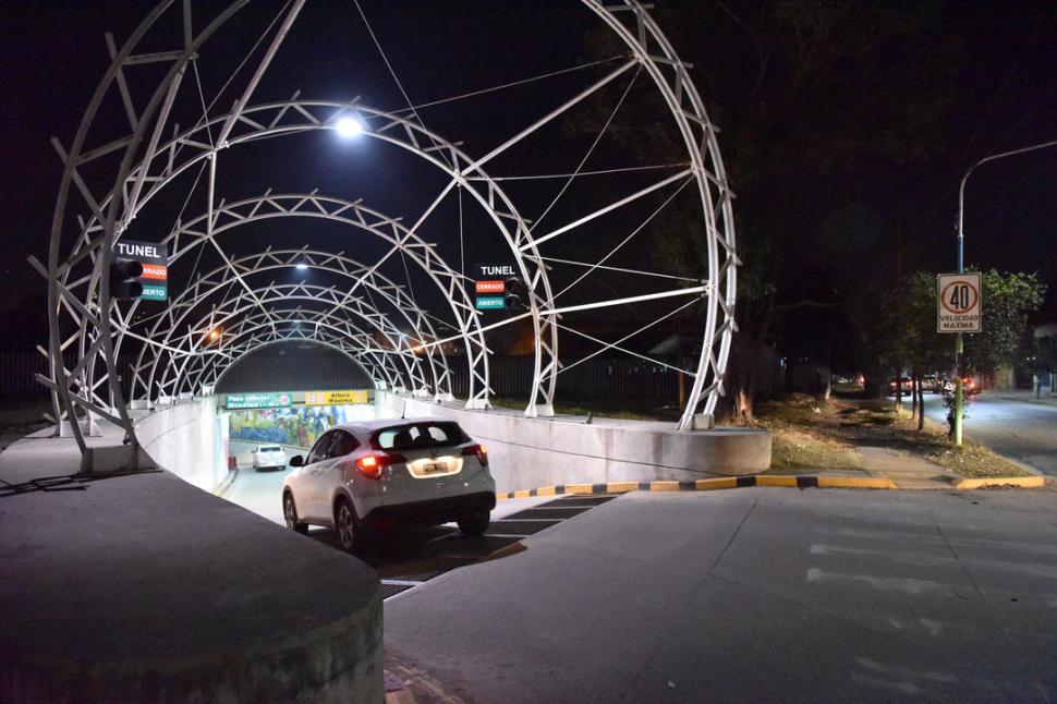 Los túneles de calles Córdoba y Mendoza se han vuelto un peligro