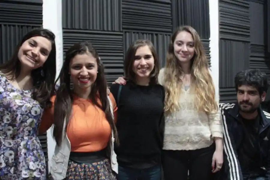 PARTE DEL EQUIPO. García Fusilieri, Alonso, Klyver, Córdoba y Ale.