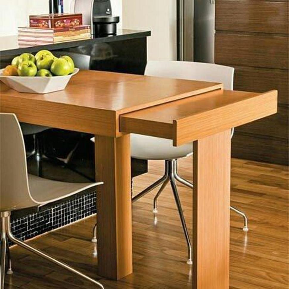 стол кухонный с ножкой посередине