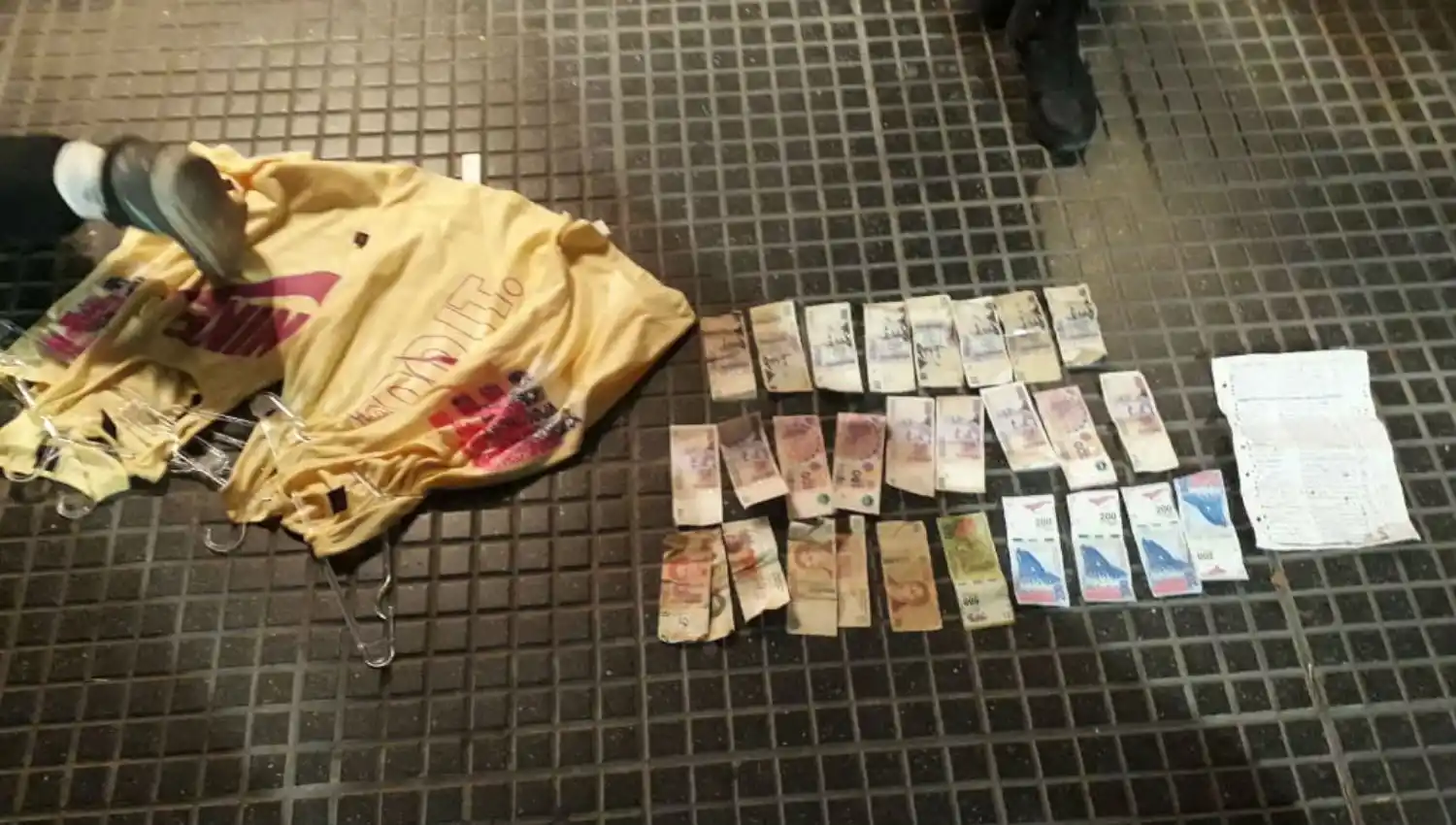 Inseguridad en Barrio Norte: violentó la puerta de un negocio para robar mercadería y dinero