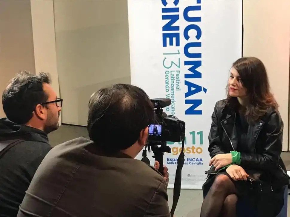 EN TUCUMÁN. Glezer durante su participación en la muestra.  