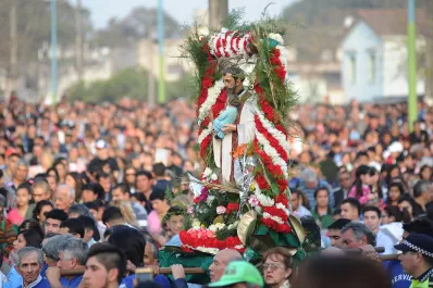 Mañana se celebra San Cayetano, ¿cómo serán la misa y la tradicional procesión en plena pandemia?
