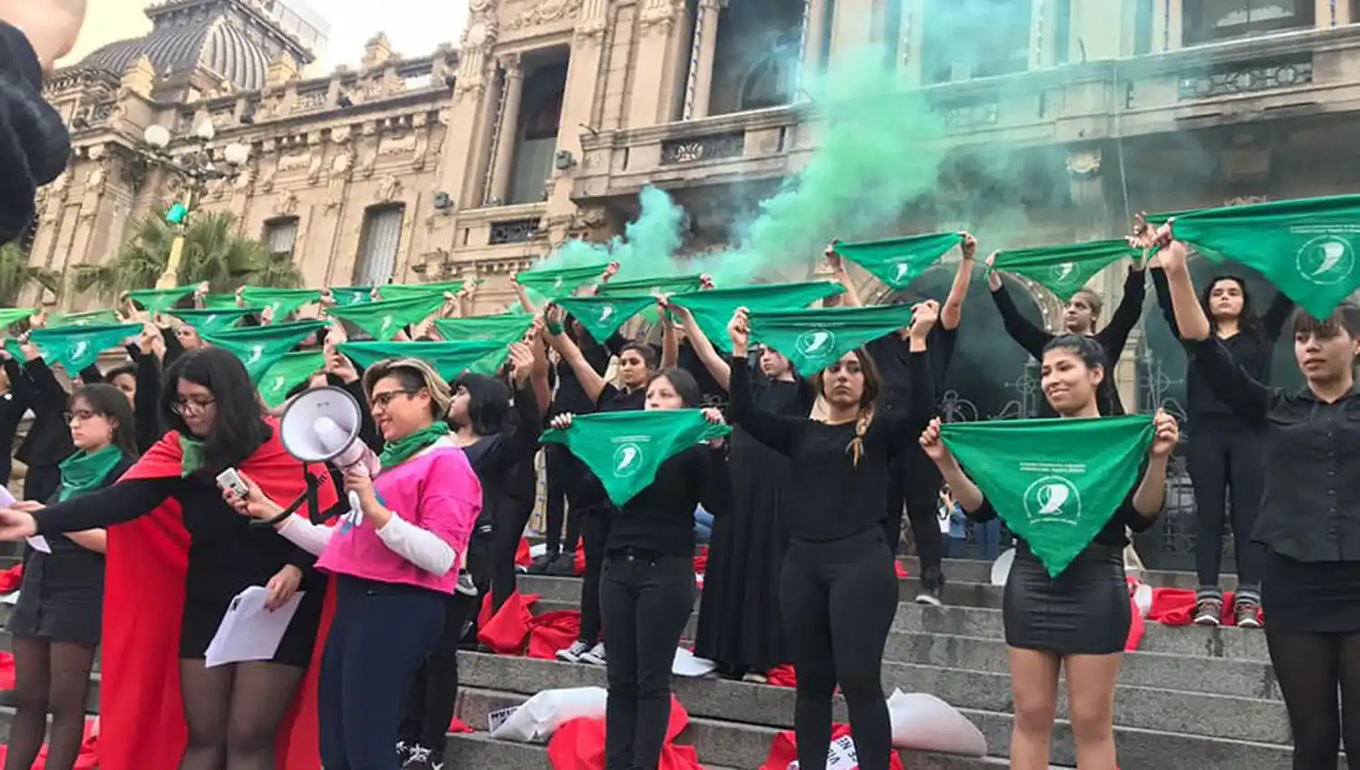 INTERVENCIONES ARTÍSTICAS POR LA DESPENALIZACIÓN DEL ABORTO