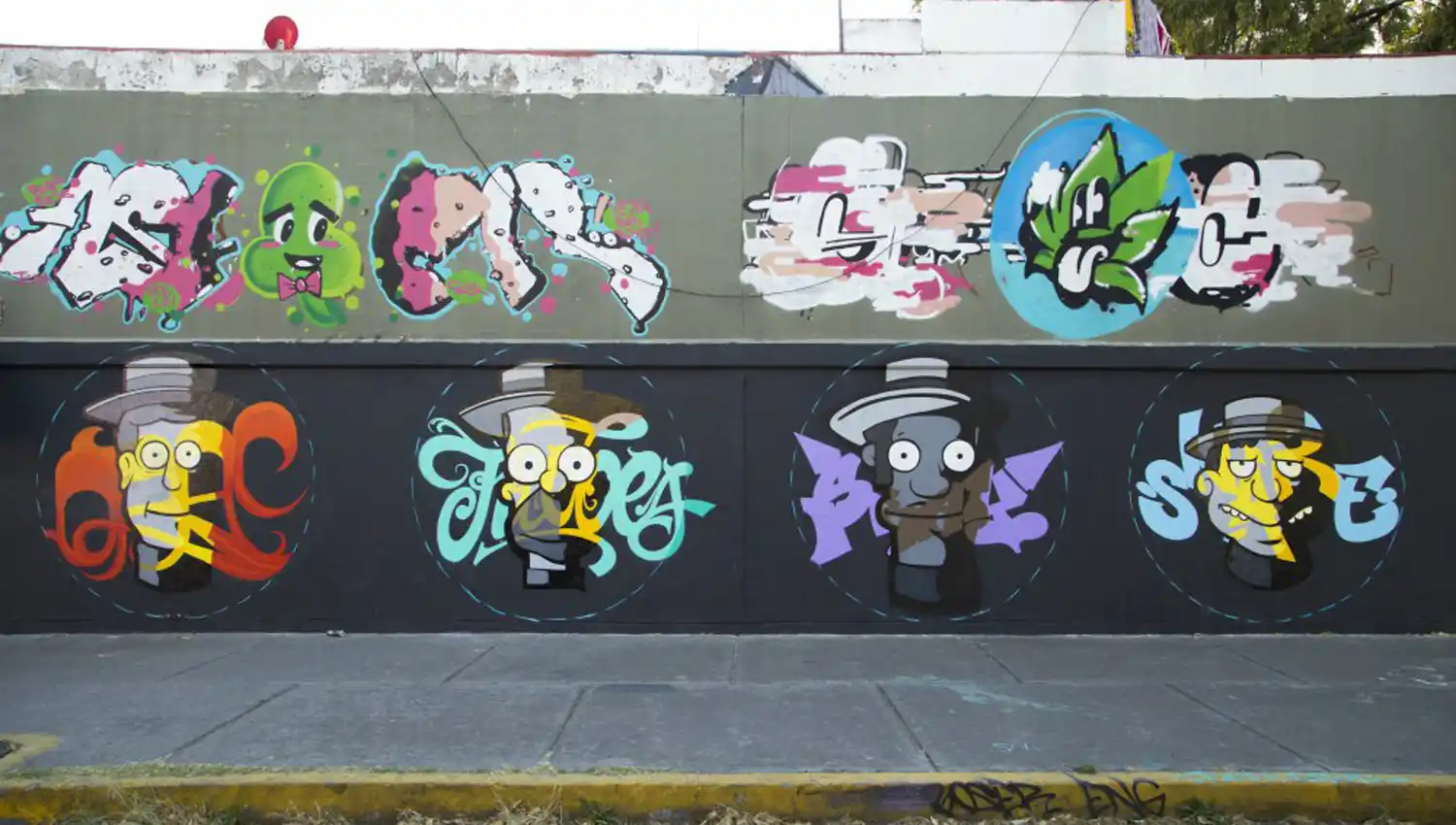 SPRAYFIELD. La primer pintura del barrio