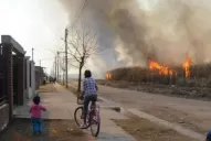 La quema de cañaverales en el sur no da tregua a los bomberos