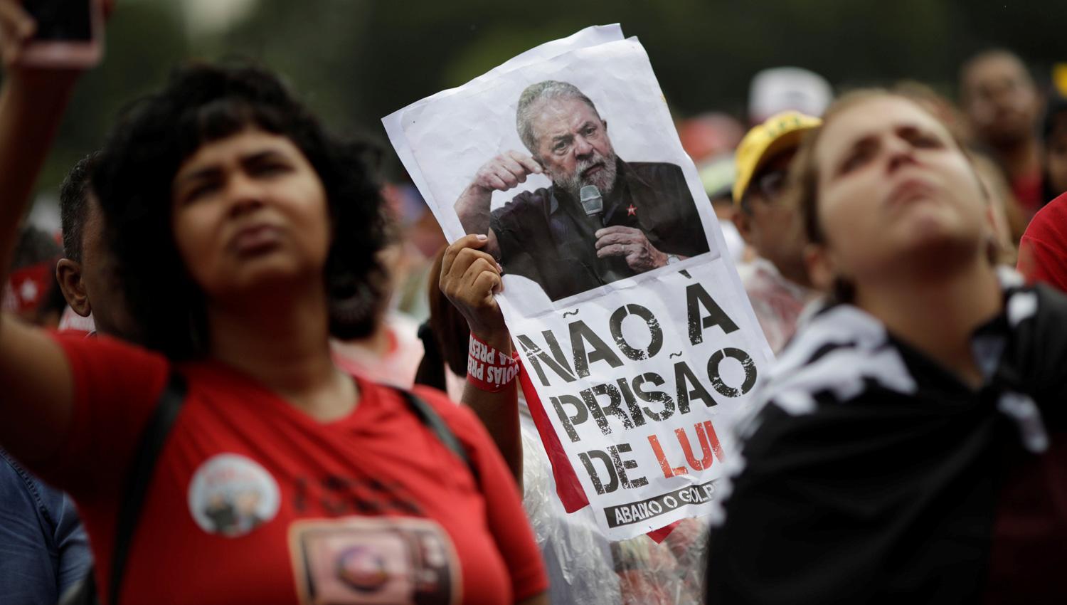 POPULAR. A meses de las elecciones Lula marcha al tope de la voluntad de voto de los brasileños. 