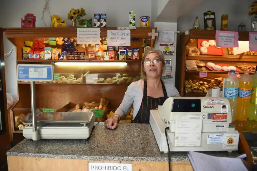 SEGUIDILLA. Adriana Parrado sufrió cuatro asaltos en su panadería.