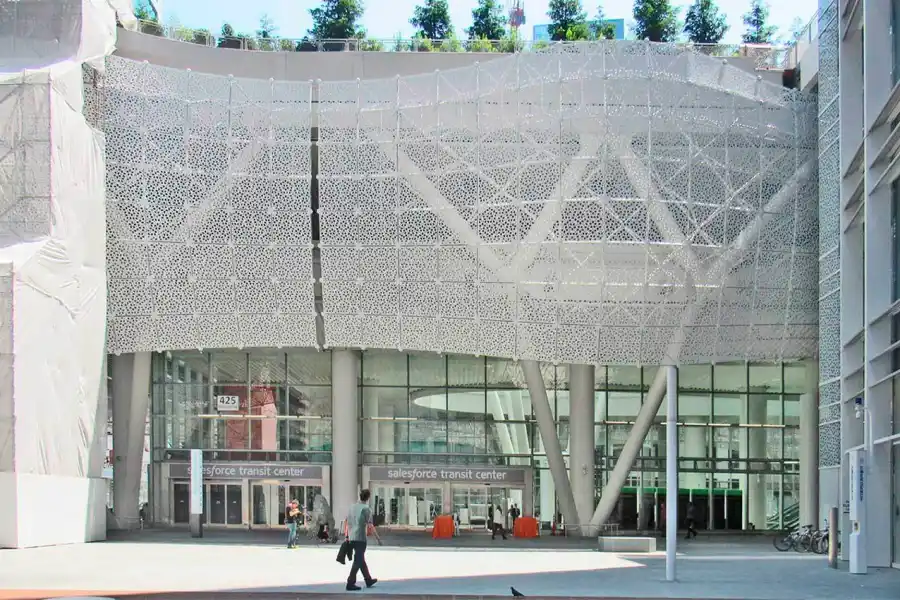 La terminal de ómnibus de César Pelli que dejó al mundo con la boca abierta