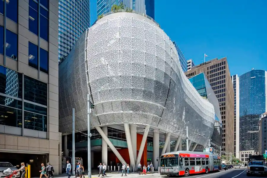 La terminal de ómnibus de César Pelli que dejó al mundo con la boca abierta