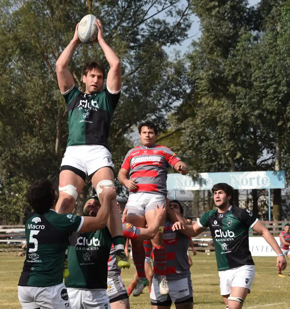 OBTENCIÓN. Juan Martín Guerineau se anticipa en el line. El “Verdinegro” pegó de entrada. la gaceta / Foto de José Nuno