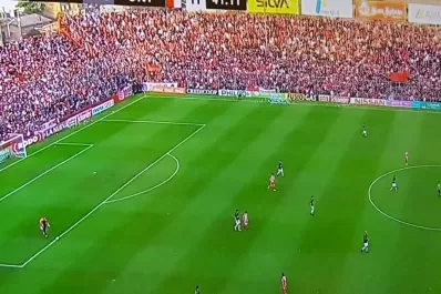 Las banderas de la hinchada, grandes ausentes en La Ciudadela