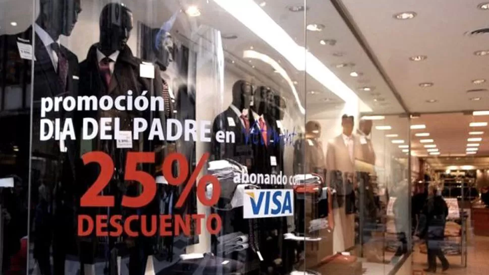 Informe de Ecolatina: el salto del dólar de $ 20 a $ 30 hizo que se desplome el consumo