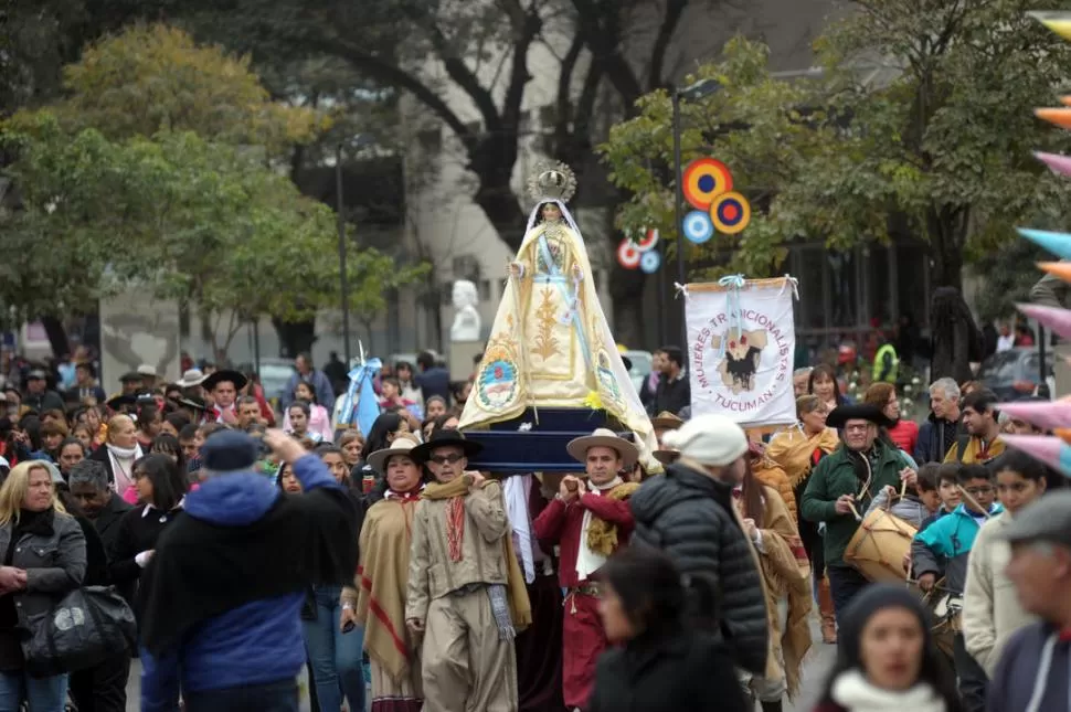 ENTRE LA FE Y LAS TRADICIONES. La Virgen de la Merced, patrona de Tucumán 