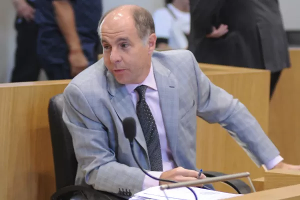 Claudio Viña, sobre los gastos legislativos: es un título tendencioso