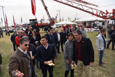 “Junto con la carga tributaria, la inflación y el déficit fiscal están perjudicando al campo”