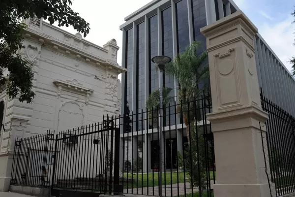 La Corte alivia al Gobierno en un juicio para conocer el costo del edificio legislativo