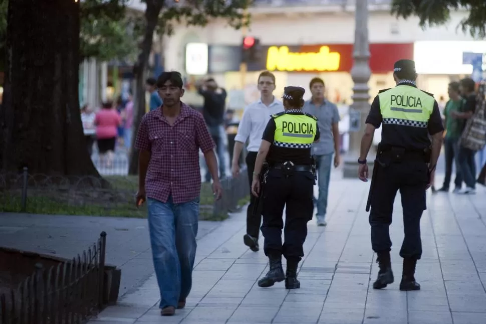 ANUNCIO. Maley estimó que en 2019 habrá unos 1.400 policías más. LA GACETA / FOTO DE  Diego Aráoz (ARCHIVO)