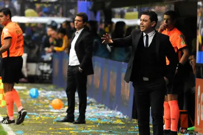 Gallardo y Guillermo Barros Schelotto fueron sancionados por la Conmebol
