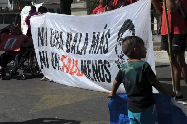 Marcha contra la represión policial: el gatillo fácil está relacionado con la pobreza