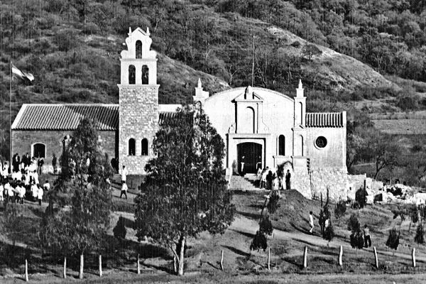 Cómo fue el nacimiento de Villa Padre Monti, la joya del este tucumano