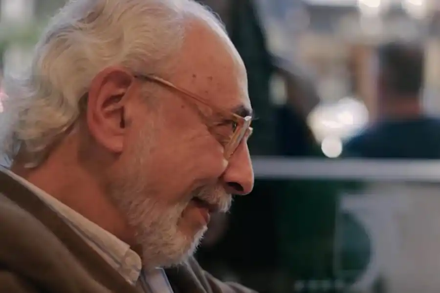 LA PRECISIÓN. “El mío no es un enfoque religioso: Dios está concebido en el libro como el repertorio de deudas contraídas por el poder con la ética”, puntualiza Kovadloff acerca de su ensayo. 