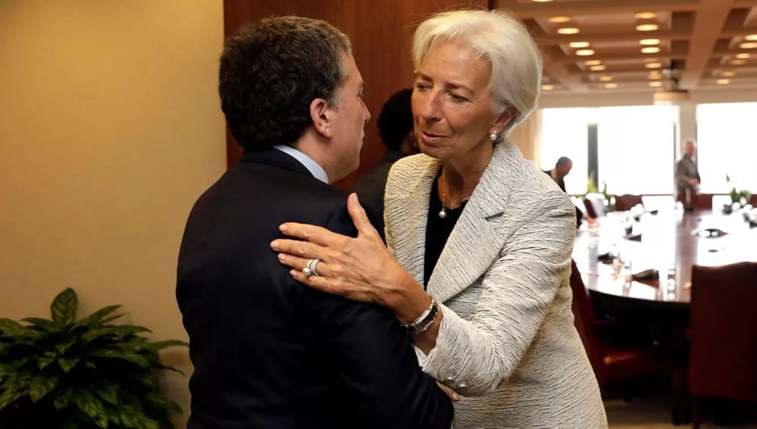 El ministro de Finanzas, Nicolás Dujovne, y la titular del FMI, Christine Lagarde.