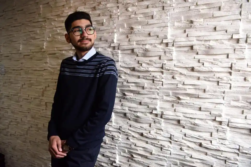 CARLOS ROBLES. En la primaria se aburría en clase. No tenía con quién hablar de filosofía. Ahora estudia Derecho. LA GACETA / FOTO DE INÉS QUINTEROS ORIO.- 