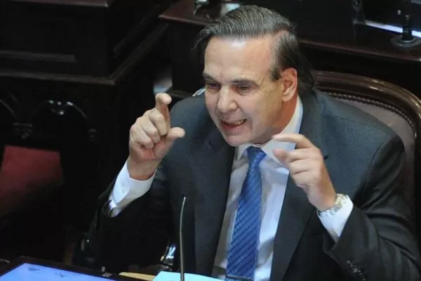 Pichetto no duda: Macri gana porque la gente no quiere volver al pasado