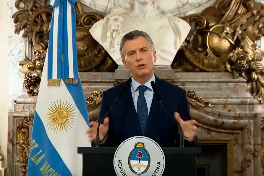 EL DISCURSO PRESIDENCIAL. Mauricio Macri desde Casa Rosada habla de la situación Argentina.