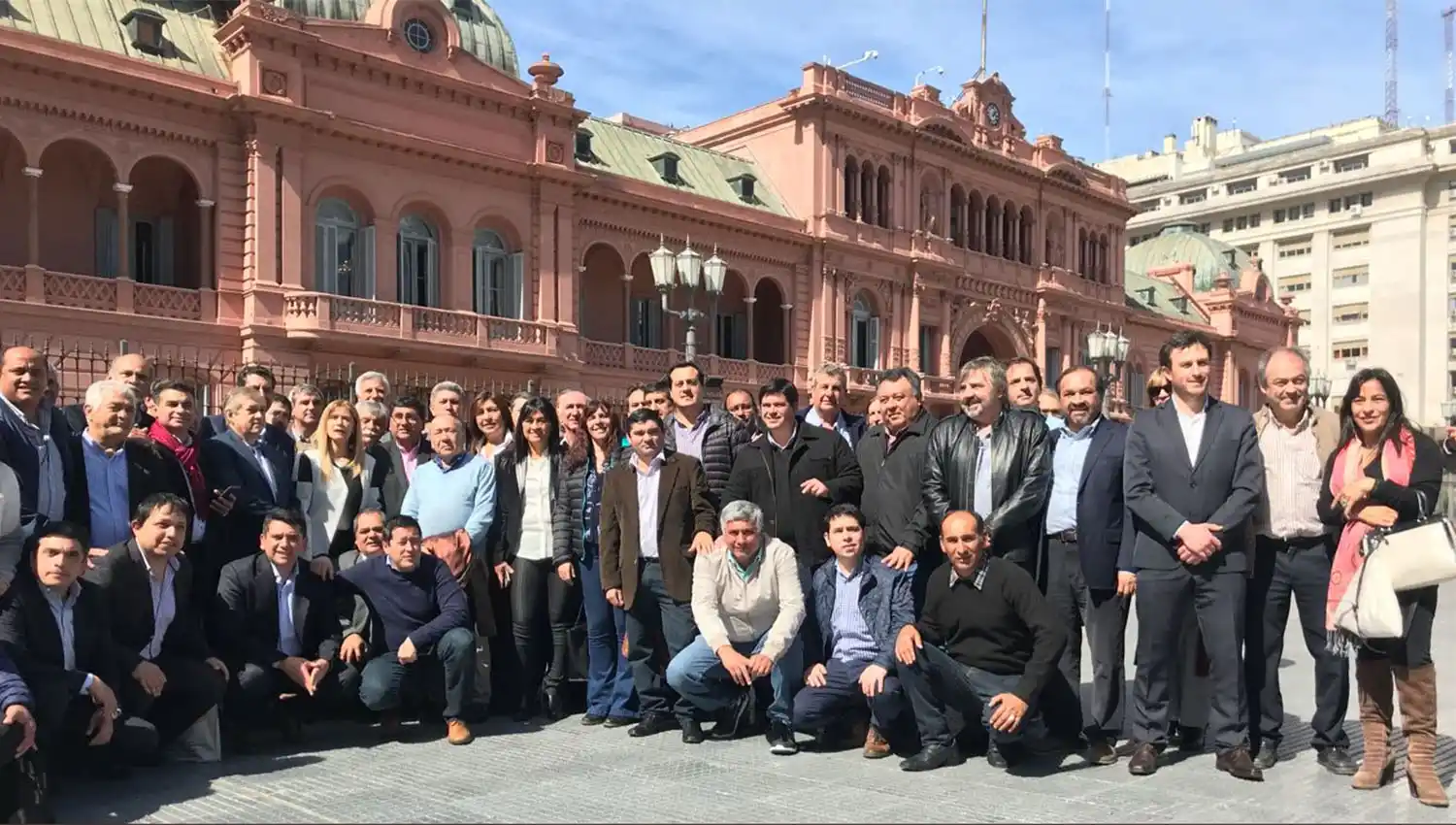 EN LA CASA ROSADA. Los referentes del interior no lograron ser atendidos por el presidente, Mauricio Macri. 