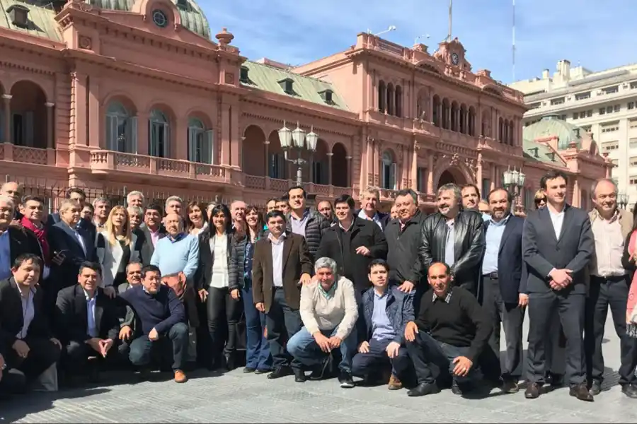 EN LA CASA ROSADA. Los referentes del interior no lograron ser atendidos por el presidente, Mauricio Macri. 