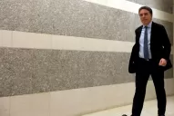 Con el uso de más reservas, el dólar se tranquilizó y cerró en baja