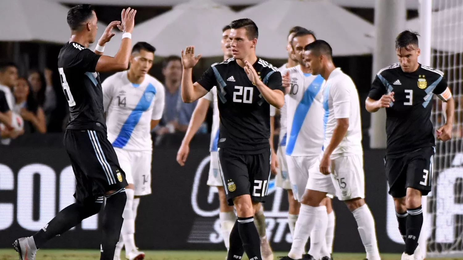 La Selección aprobó su primer examen sin Messi: goleó 3 a 0 a Guatemala