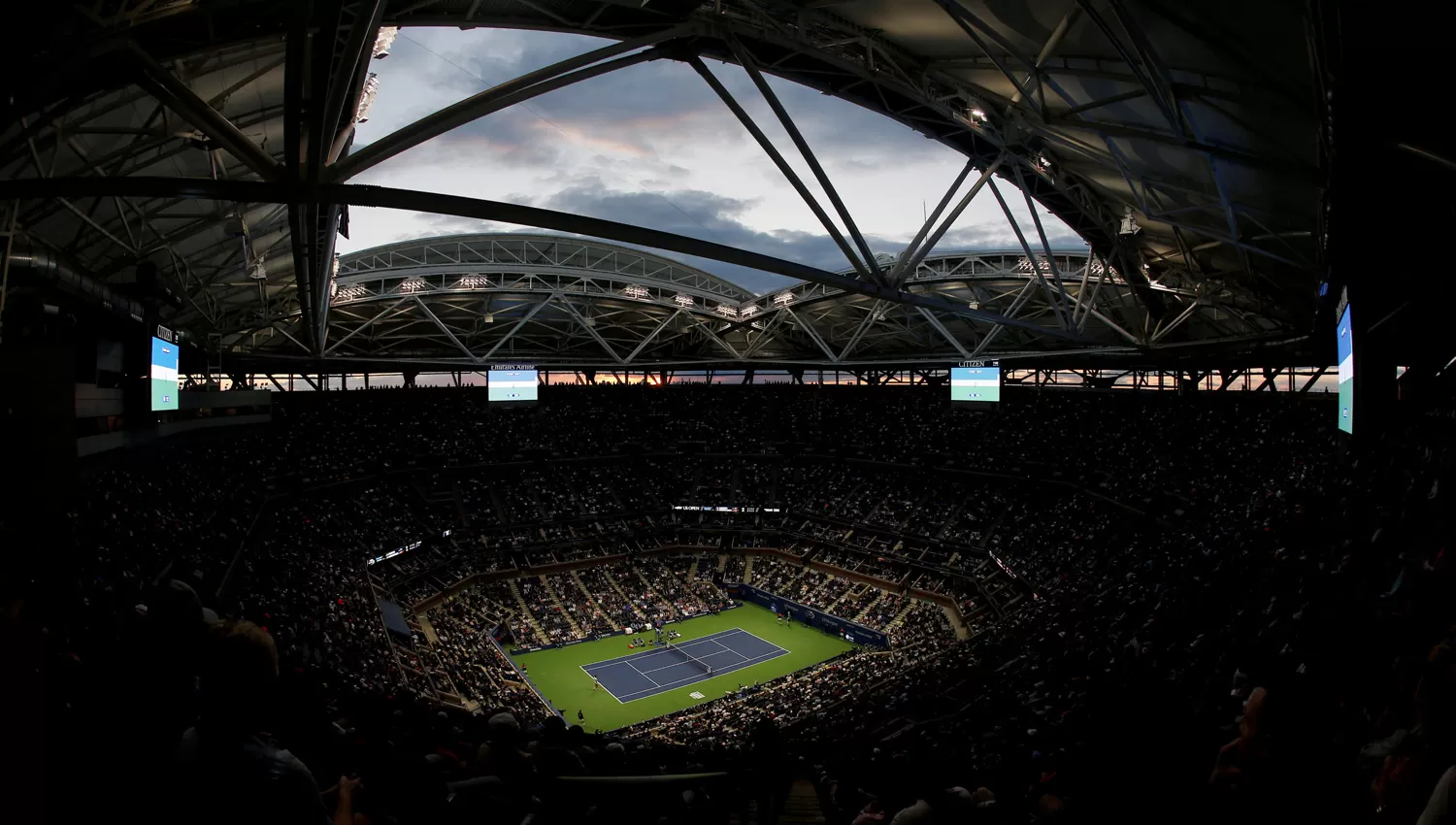 IMPONENTE. El estadio Arthur Ashe, con capacidad para 23.000 espectadores, será el escenario de otra apasionante final del US Open.