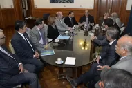 Manzur advirtió que la Nación busca trasladar a las provincias el déficit fiscal