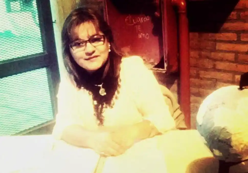 TRABAJA EN SEIS ESCUELAS. Delia Patricia Vega enseña Geografía.