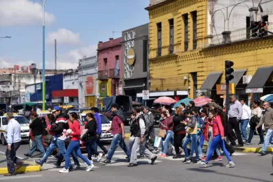 El descontrol en El Bajo favorece a los motochorros