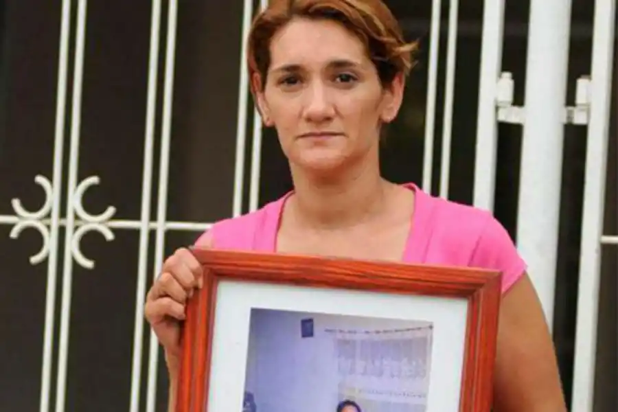 Luis Caro, siempre presente: multitudinario festejo por el Día del Hincha de Decano